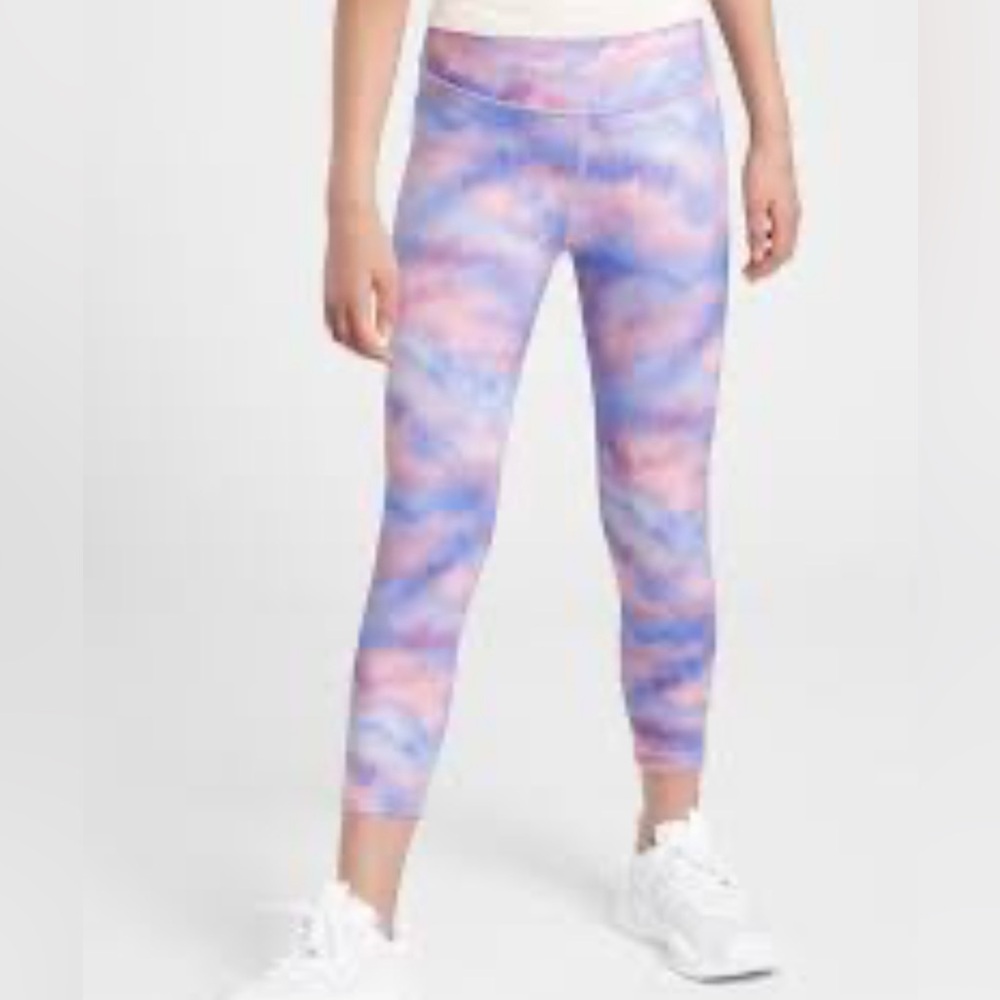Athleta Girl‎ Chit Chat printed capri size S/7